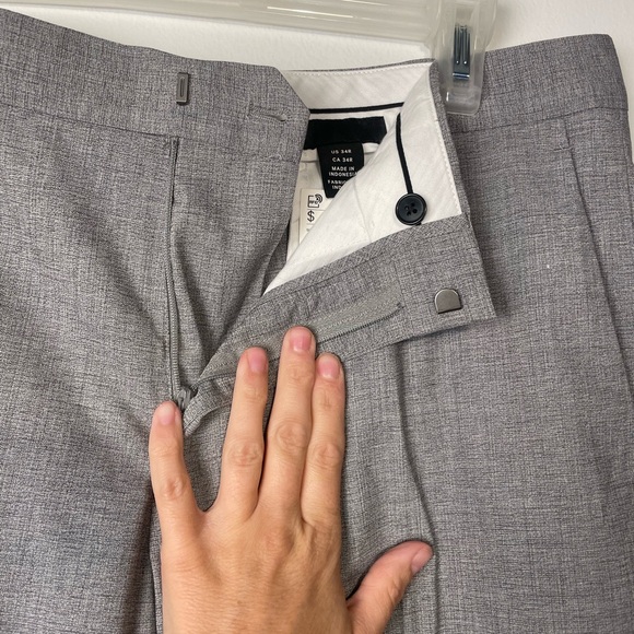 746. Mens Dress Pants - Picture 6 of 10